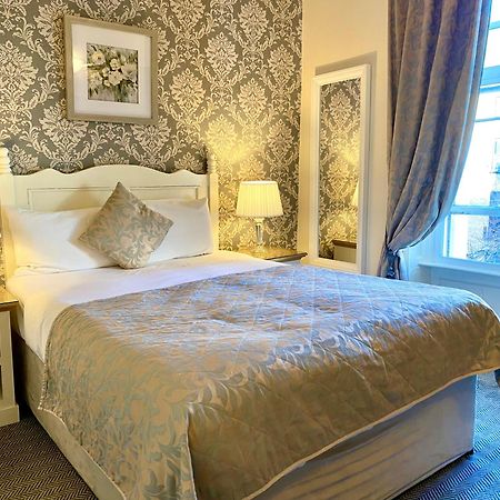 Baggot Court Townhouse Hotel Dublin Bagian luar foto