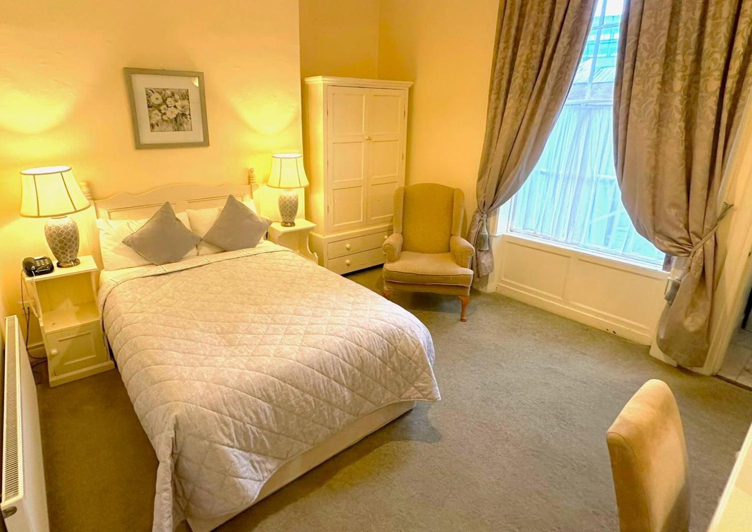 Baggot Court Townhouse Hotel Dublin Bagian luar foto