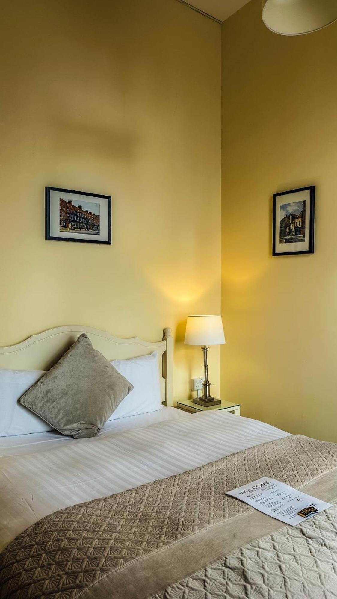 Baggot Court Townhouse Hotel Dublin Ruang foto
