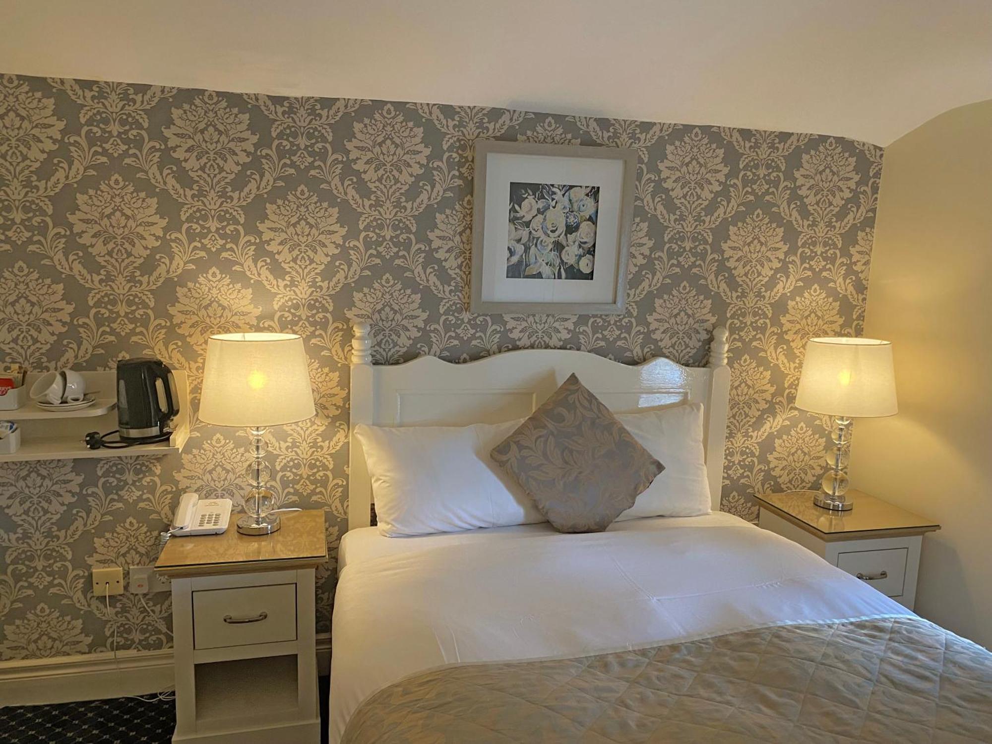 Baggot Court Townhouse Hotel Dublin Bagian luar foto